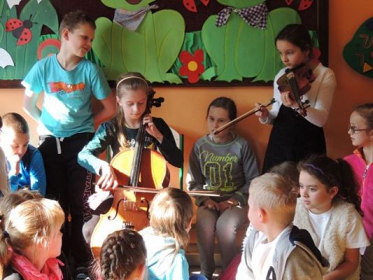  Grafika #7: Koncert na dwa smyczki grafika