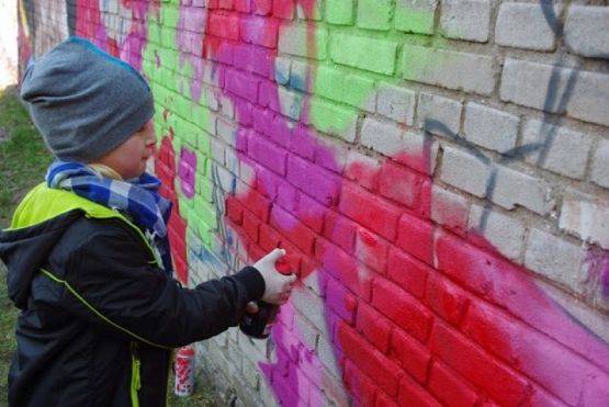  Grafika #11: Graffiti is the rhythm of the city grafika