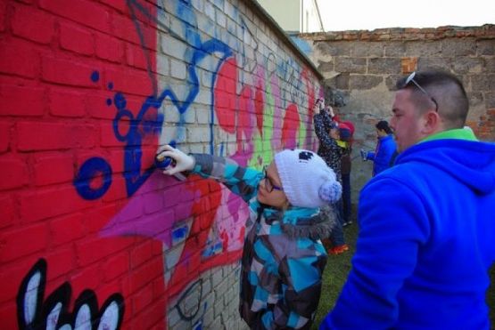  Grafika #13: Graffiti is the rhythm of the city grafika