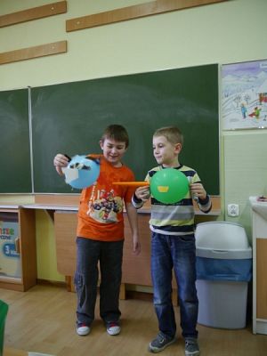  Grafika #8: Zwierzątka z kolorowych baloników grafika