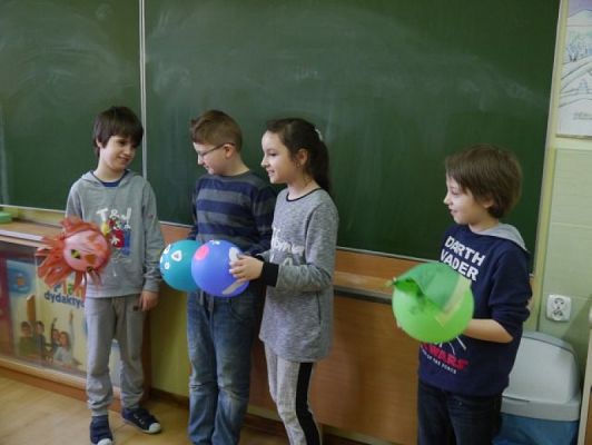  Grafika #9: Zwierzątka z kolorowych baloników grafika