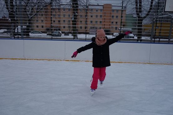  Grafika #6: WF ZIMĄ NA LODOWISKU grafika