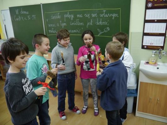  Grafika #6: Kukiełki z drewnianej łyżki i nie tylko! grafika