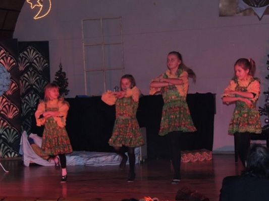  Grafika #14: Wyjście na spektakl baletowy Dziadek do orzechów grafika