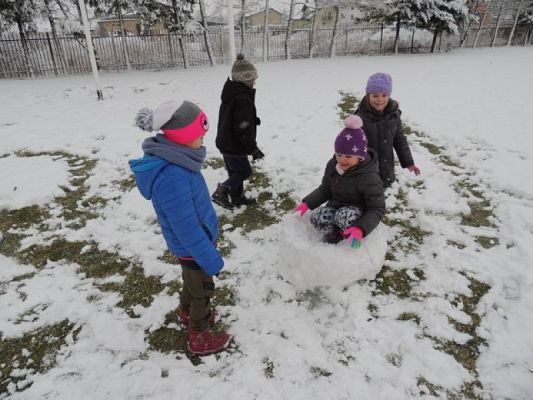  Grafika #5: Zabawy na śniegu grafika