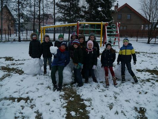  Grafika #13: Zabawy na śniegu grafika