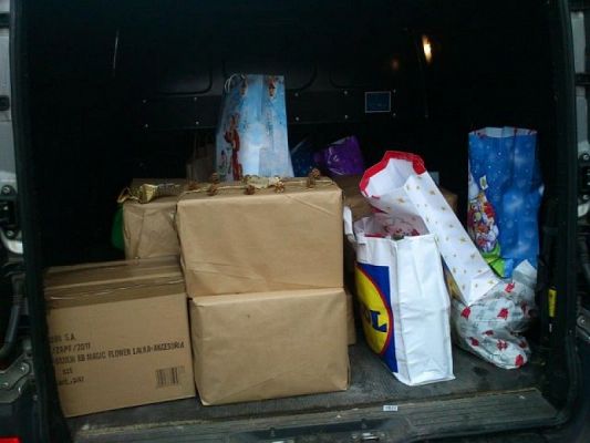  Grafika #8: Podziękowanie dla rodziców i uczniów SJSP w zorganizowaniu paczek dla potrzebujących rodzin grafika