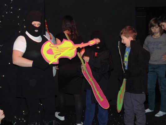  Grafika #3: Przedstawienie pt. Śnieżne show! grafika