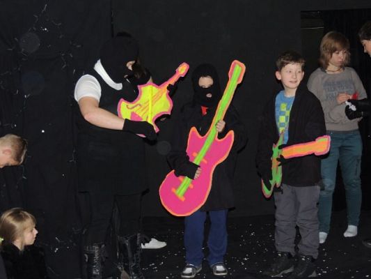  Grafika #4: Przedstawienie pt. Śnieżne show! grafika