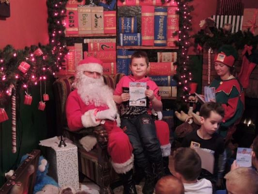  Grafika #14: Pierwszaki na Przystanku Świętego Mikołaja grafika