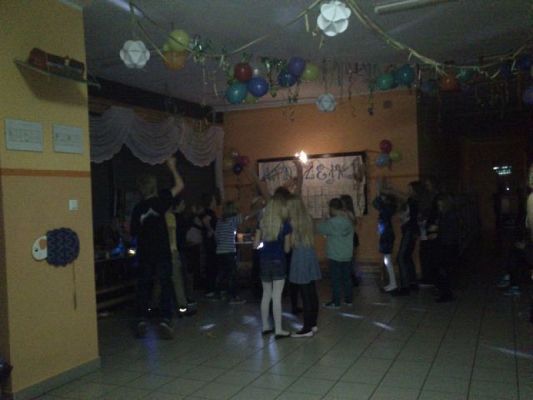 Grafika #3: Dyskoteka andrzejkowa grafika