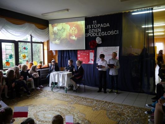  Grafika #1: Uroczysty Apel z Okazji Rocznicy Odzyskania Niepodległości grafika