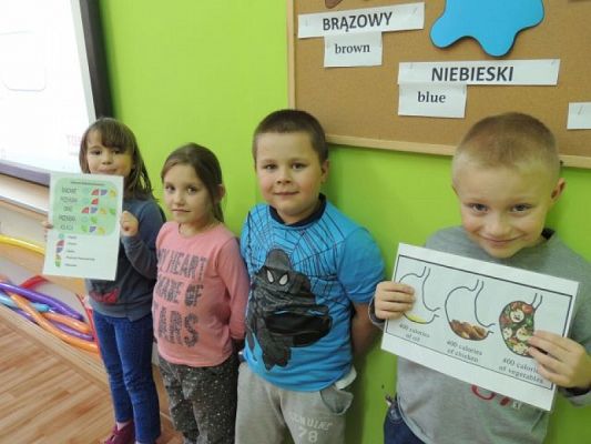  Grafika #2: Zawsze się odżywiaj zdrowo, będziesz myślał wystrzałowo! grafika