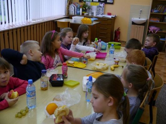  Grafika #14: Zawsze się odżywiaj zdrowo, będziesz myślał wystrzałowo! grafika