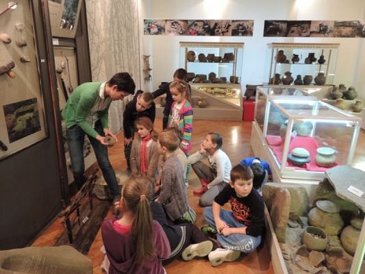  Grafika #5: Lekcja muzealna Archeolog – praca w terenie i gabinecie grafika