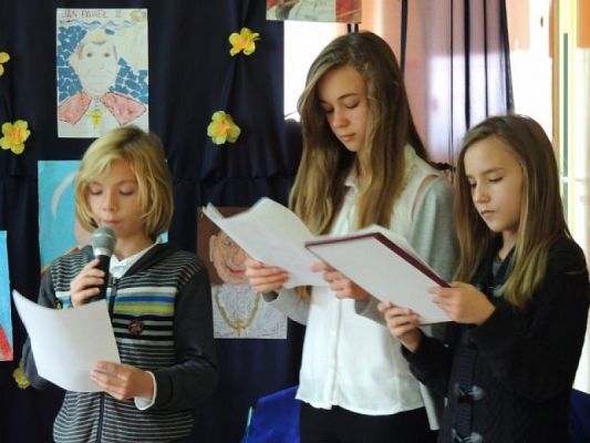  Grafika #5: Wy jesteście solą dla ziemi i światłem dla świata – uroczysty apel upamiętniający pontyfikat Jana Pawła II grafika