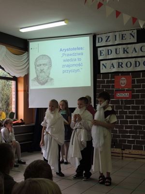  Grafika #4: Uroczysta Akademia z okazji Dnia Edukacji Narodowej grafika