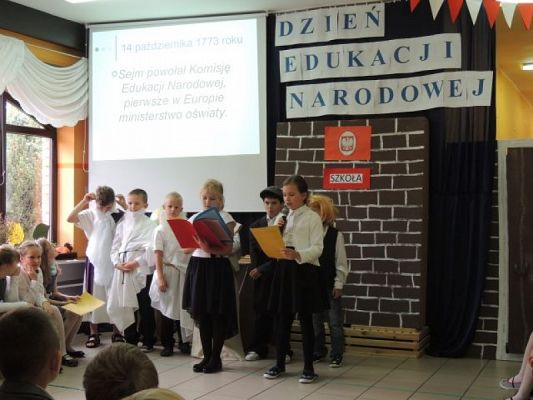  Grafika #5: Uroczysta Akademia z okazji Dnia Edukacji Narodowej grafika