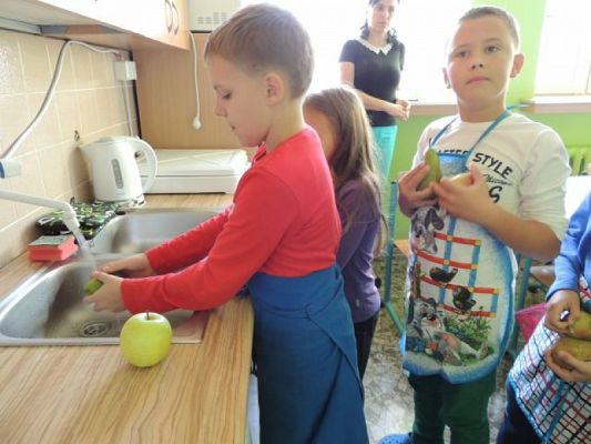  Grafika #0: Owocowy zawrót głowy grafika