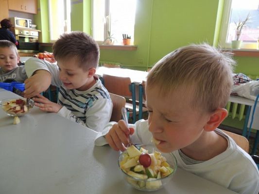  Grafika #7: Owocowy zawrót głowy grafika