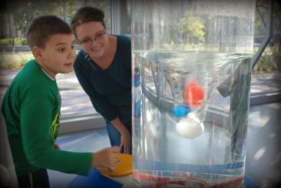  Grafika #1: Wycieczka do Centrum Nauki EXPERYMENT grafika