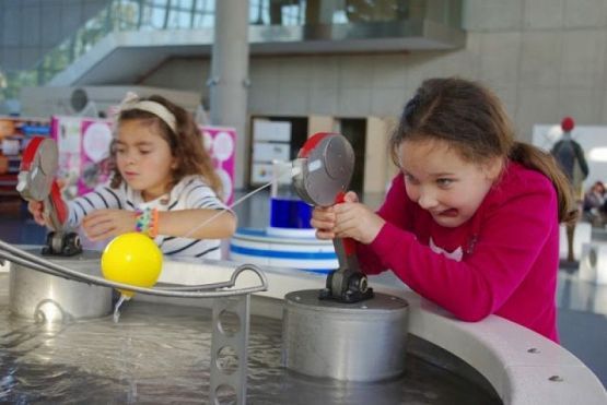  Grafika #2: Wycieczka do Centrum Nauki EXPERYMENT grafika