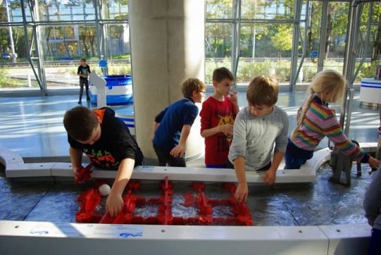  Grafika #8: Wycieczka do Centrum Nauki EXPERYMENT grafika