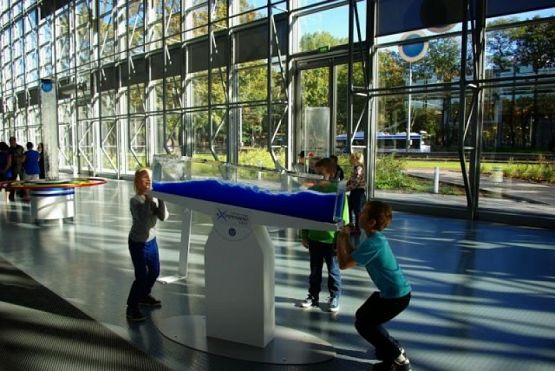  Grafika #9: Wycieczka do Centrum Nauki EXPERYMENT grafika