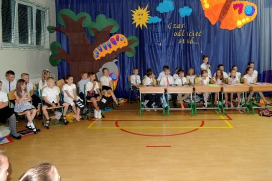 Grafika #3: Uroczyste zakończenie roku szkolnego 2015/2016 grafika