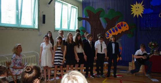 Grafika #0: UROCZYSTE ZAKOŃCZENIE KLAS VI grafika