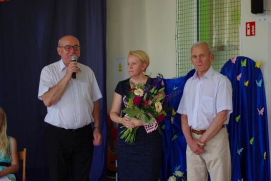 Grafika #11: UROCZYSTE ZAKOŃCZENIE KLAS VI grafika