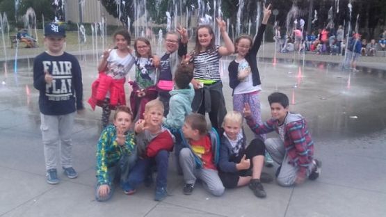 Grafika #3: Wycieczka klas czwartych do Torunia grafika