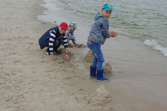 Grafika #11: Wyjazd klas I-III do Słajszewa grafika