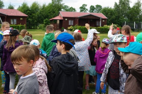 Grafika #17: Wyjazd klas I-III do Słajszewa grafika