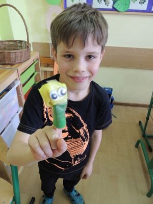 Grafika #12: Kolorowe pacynki grafika