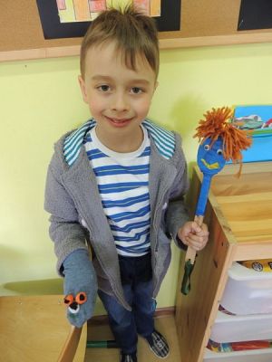 Grafika #14: Kolorowe pacynki grafika