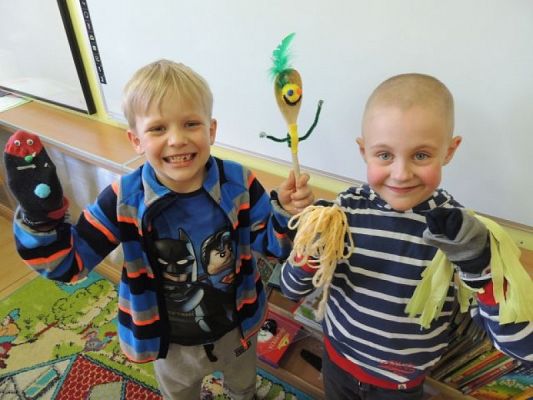 Grafika #15: Kolorowe pacynki grafika