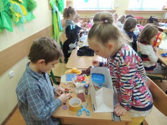  Grafika #0: Świat magicznych kapeluszy grafika