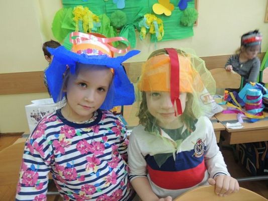  Grafika #5: Świat magicznych kapeluszy grafika