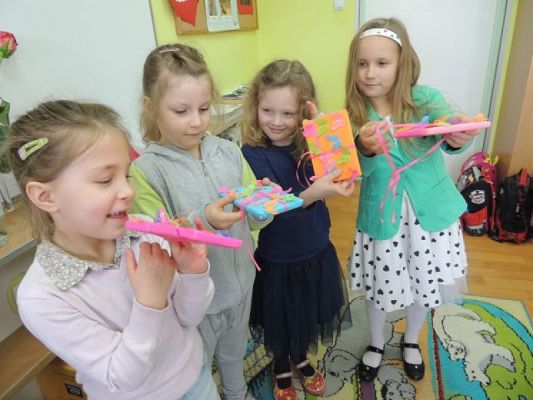  Grafika #3: Dzień Kobiet grafika