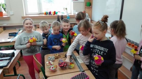  Grafika #15: Dzień Kobiet grafika