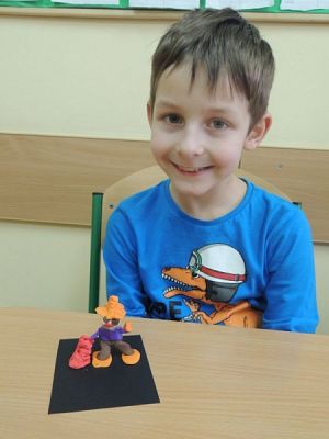  Grafika #4: Cudaczki z plasteliny grafika