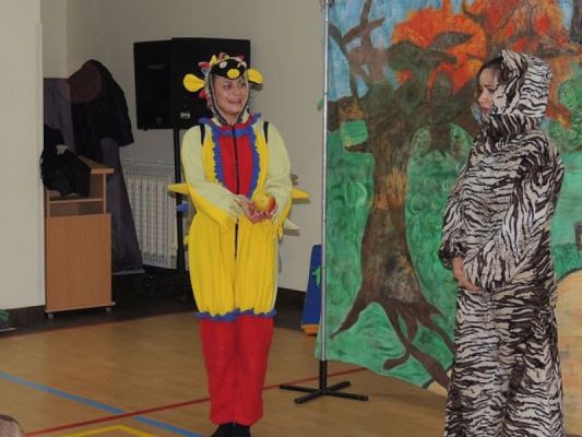  Grafika #7: Spektakl profilaktyczny dla klas I-III pt. Kolczasta przyjaźń grafika