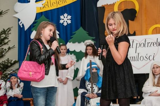  Grafika #11: Jest taka noc, na którą człowiek czeka i za którą tęskni grafika