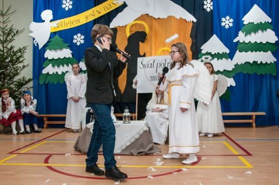  Grafika #16: Jest taka noc, na którą człowiek czeka i za którą tęskni grafika