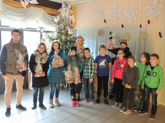  Grafika #7: Z dobrą nowiną po lęborskich placówkach, czyli czekoladowe Mikołaje rozdane! grafika