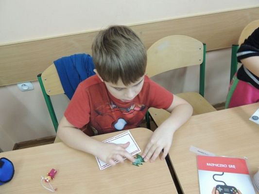  Grafika #1: W krainie elfów grafika