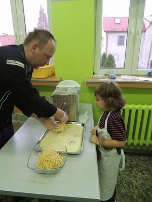  Grafika #2: Makaronowy zawrót głowy grafika