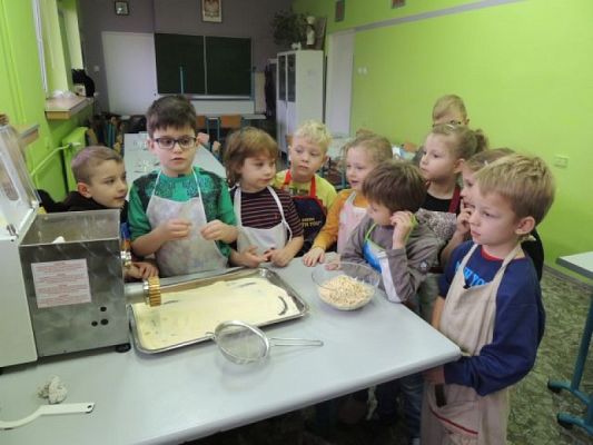  Grafika #8: Makaronowy zawrót głowy grafika