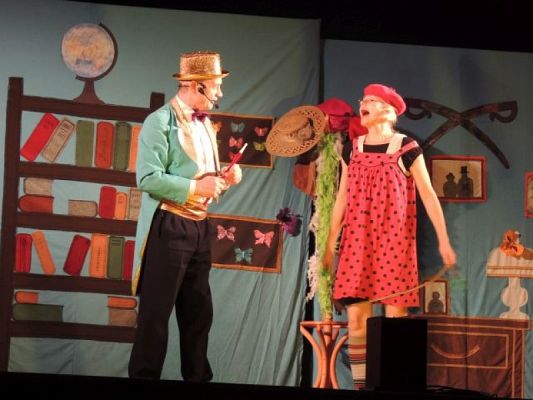  Grafika #6: Wyjście na spektakl pt. Zaczarowany świat bajek grafika